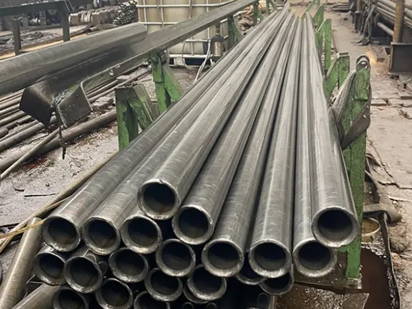 a519 cd seamless tube, ASTM A519 mechanical tubing, cold drawn seamless pipe, 1026 seamless tube, hydraulic cylinder tubing, A519 steel grades, precision steel pipe supplier